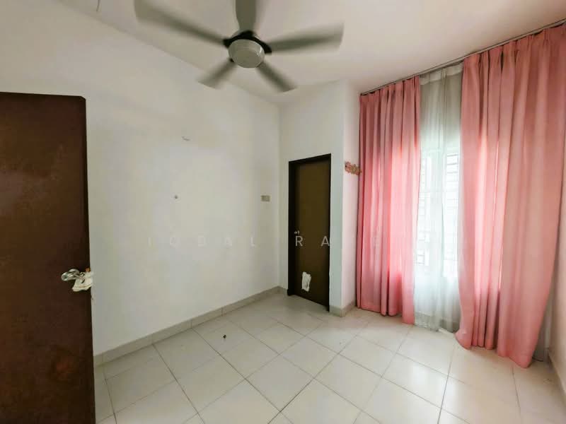 2-storey Terraced House for Sale in Bandar Teknologi Kajang (Kajang) - Iqbal Rafei - Interior - PropertyGuru.com.my