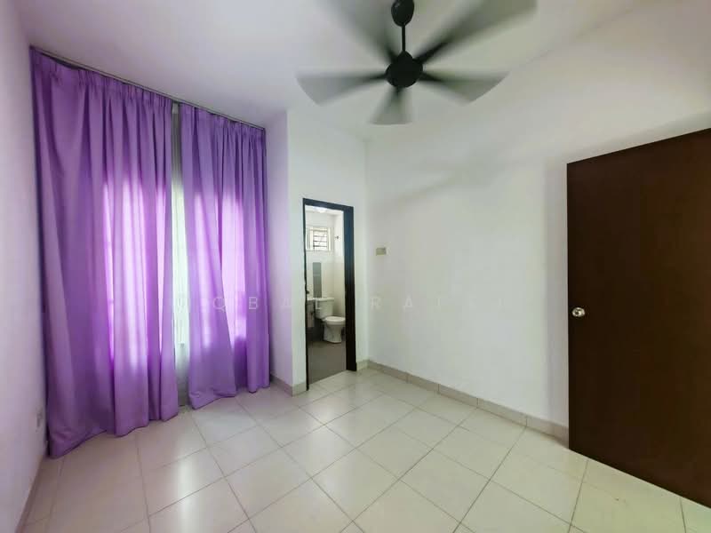 2-storey Terraced House for Sale in Bandar Teknologi Kajang (Kajang) - Iqbal Rafei - Bedroom - PropertyGuru.com.my