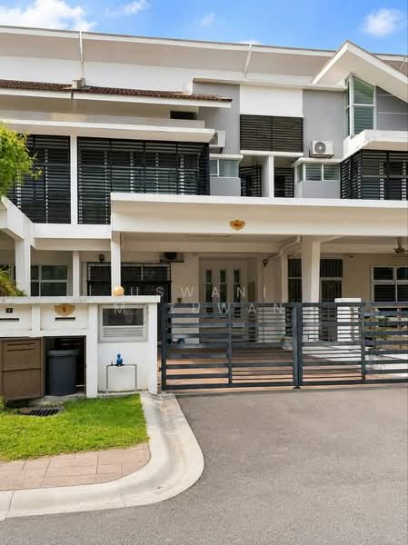 Terraced House for Sale in Bangi (Selangor) - Uswani Mazuwan - Exterior - PropertyGuru.com.my