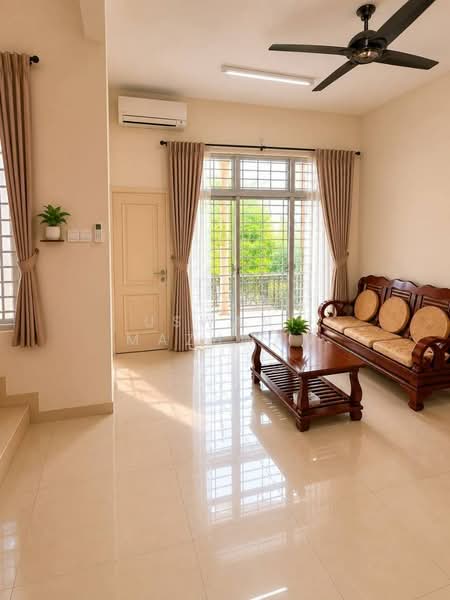 Terraced House for Sale in Bangi (Selangor) - Uswani Mazuwan - Living Room - PropertyGuru.com.my