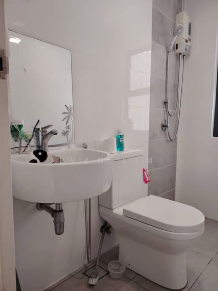Condominium for Sale at Trinity Aquata - Ivan Lim - Bathroom - PropertyGuru.com.my