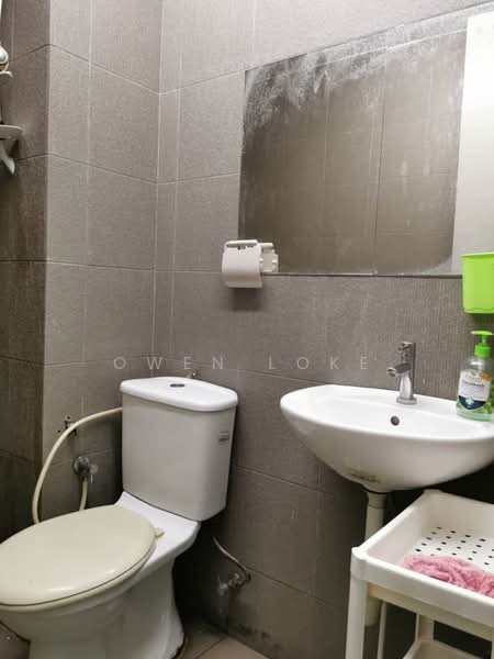 Servis Apartment untuk Disewa di First Subang (SS 15 Courtyard) - Owen Loke - Bathroom - PropertyGuru.com.my