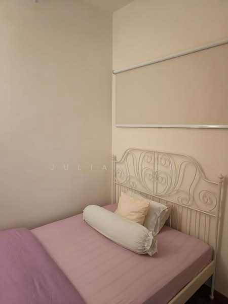 Servis Apartment untuk Dijual di Senada Residence @ KLGCC Resort - Julian Lai - Bedroom - PropertyGuru.com.my