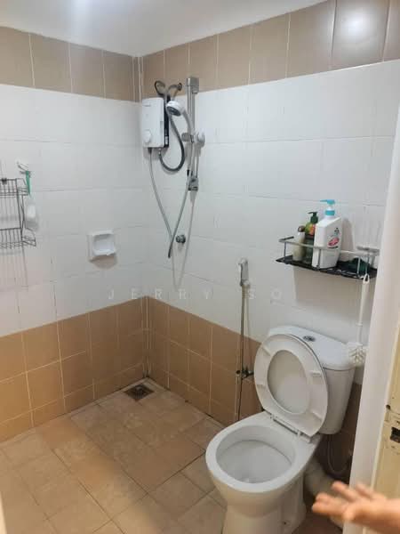 Kondominium untuk Disewa di D'Piazza - Jerry So - Bathroom - PropertyGuru.com.my