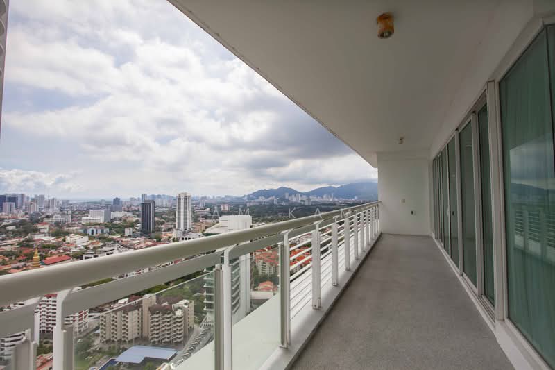 Kondominium untuk Dijual di Gurney Paragon - Sam Kam - Balcony - PropertyGuru.com.my