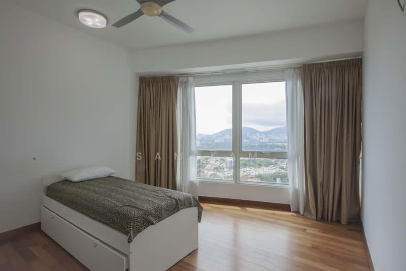 Kondominium untuk Dijual di Gurney Paragon - Sam Kam - Bedroom - PropertyGuru.com.my