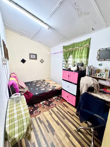 Rumah Teres 2 Tingkat untuk Dijual di Taman Sri Benut (Benut) - Saedah Napisah - PropertyGuru.com.my