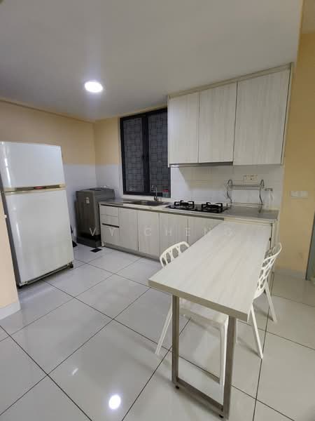 Servis Apartment untuk Disewa di Residences @ 1 Tebrau - Ivy Cheng - Kitchen - PropertyGuru.com.my