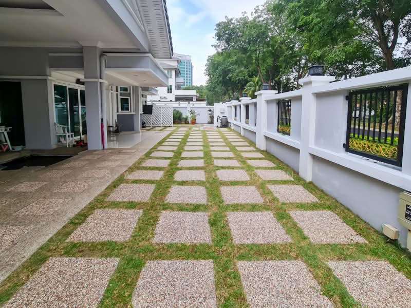 Rumah Banglo untuk Dijual di Seksyen 10 (Shah Alam) - Sa'a Nordin - Exterior - PropertyGuru.com.my
