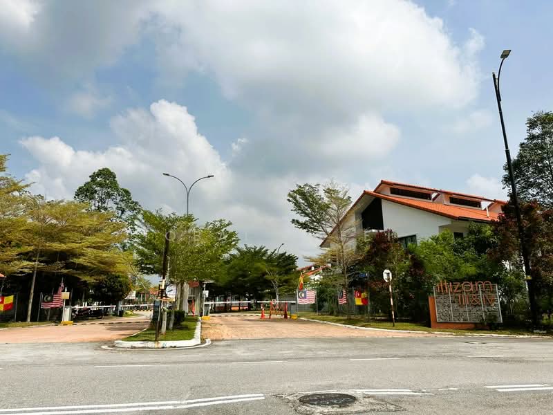 2-storey Terraced House for Sale in Kajang (Selangor) - Iqbal Rafei - Exterior - PropertyGuru.com.my