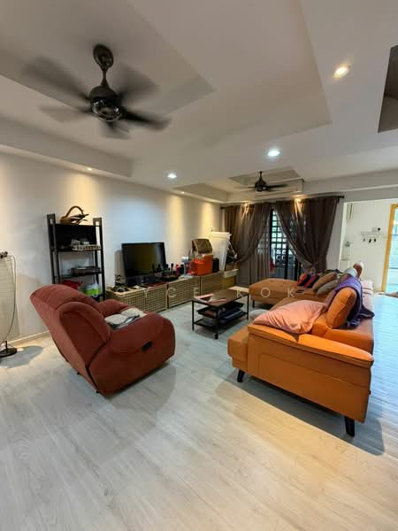 2-storey Terraced House for Sale in Taman Puncak Jalil (Seri Kembangan) - Joyce Kok - Living Room - PropertyGuru.com.my