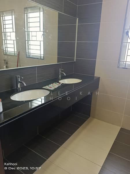 Semi-Detached House for Rent in Bandar Baru Selayang (Selayang) - Ms Lee kah Hooi - Bathroom - PropertyGuru.com.my