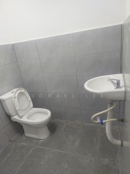 Rumah Teres 1 Tingkat untuk Disewa di Seksyen 8 (Petaling Jaya) - Michael Lee - Bathroom - PropertyGuru.com.my