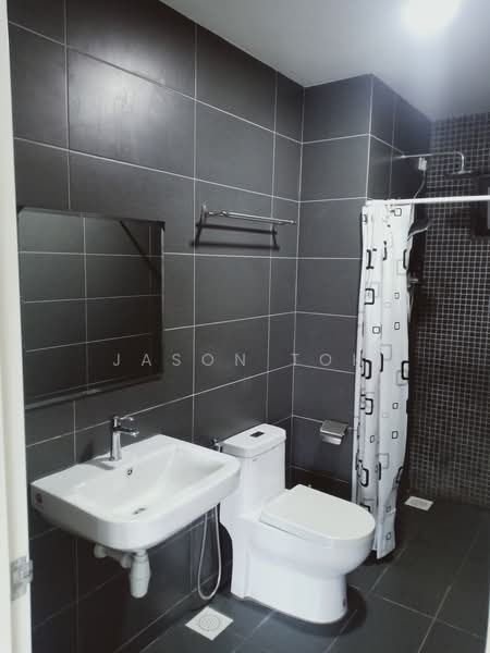 Kondominium untuk Disewa di Parkhill Residence - Jason Toh - Bathroom - PropertyGuru.com.my