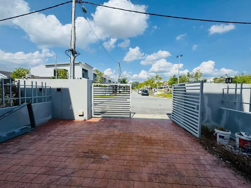 2-storey Terraced House for Sale in Bandar Tasik Puteri (Rawang) - Amzar Faiz - PropertyGuru.com.my