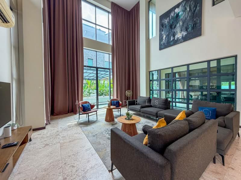 Rumah Banglo untuk Dijual di Seksyen 7 (Shah Alam) - Ali Idris - Living Room - PropertyGuru.com.my