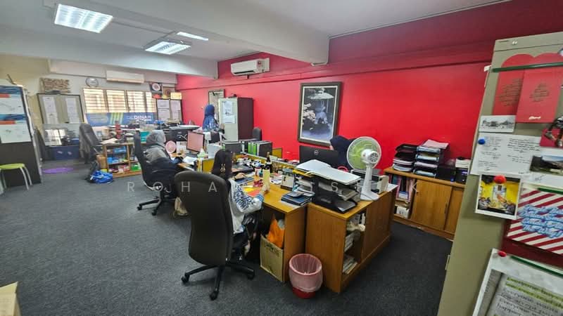 Shop / Office for Sale in Batu Caves (Selangor) - Rohana Ishak - Interior - PropertyGuru.com.my