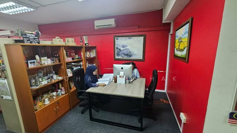 Shop / Office for Sale in Batu Caves (Selangor) - Rohana Ishak - PropertyGuru.com.my
