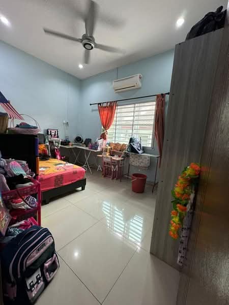 Rumah Teres 1.5 Tingkat untuk Disewa di Menglembu (Perak) - Sam . - Bedroom - PropertyGuru.com.my