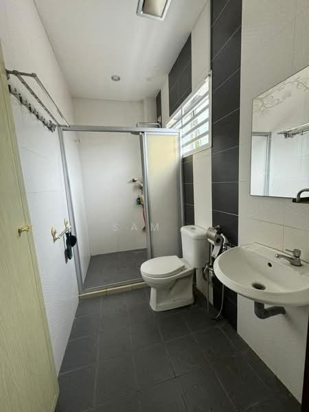 Rumah Teres 1.5 Tingkat untuk Disewa di Menglembu (Perak) - Sam . - Bathroom - PropertyGuru.com.my