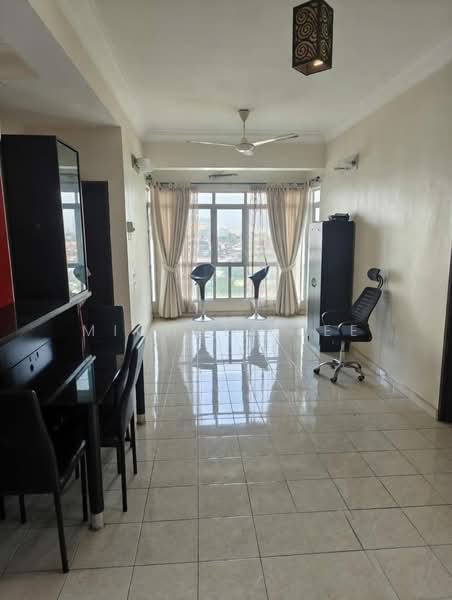 Servis Apartment untuk Disewa di Millennium Place @ Millennium Square - Michael Lee - Living Room - PropertyGuru.com.my