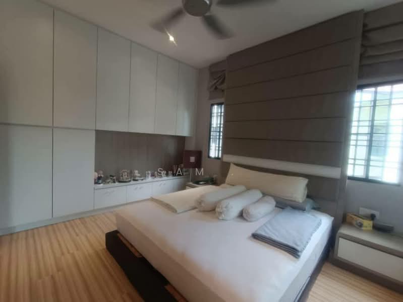 Semi-Detached House for Sale in Taman Pinji Indah (Ipoh) - Sam . - Bedroom - PropertyGuru.com.my
