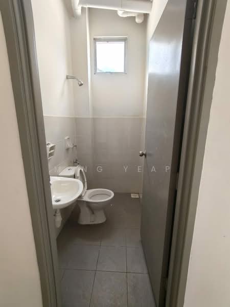Shop for Rent in Nusa Sentral (Iskandar Puteri (Nusajaya)) - Ming Yeap - Bathroom - PropertyGuru.com.my