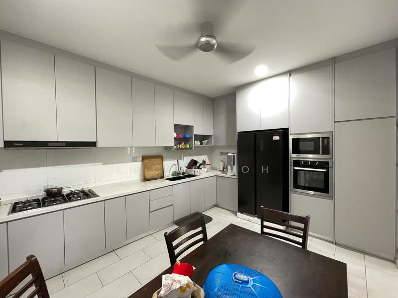 2-storey Terraced House for Sale in Sungai Buloh (Selangor) - Lucas Loh - Kitchen - PropertyGuru.com.my