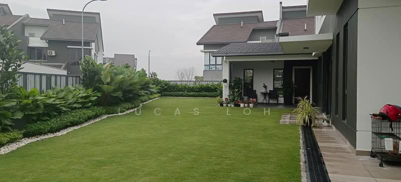 2-storey Terraced House for Sale in Sungai Buloh (Selangor) - Lucas Loh - Exterior - PropertyGuru.com.my