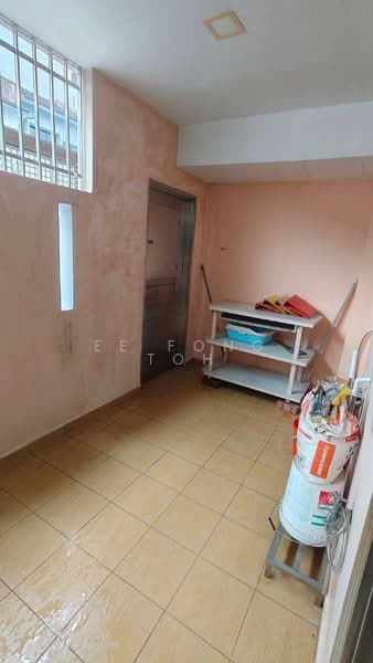 2-storey Terraced House for Sale in Taman Molek (Johor Bahru) - Ee Fong Toh - PropertyGuru.com.my