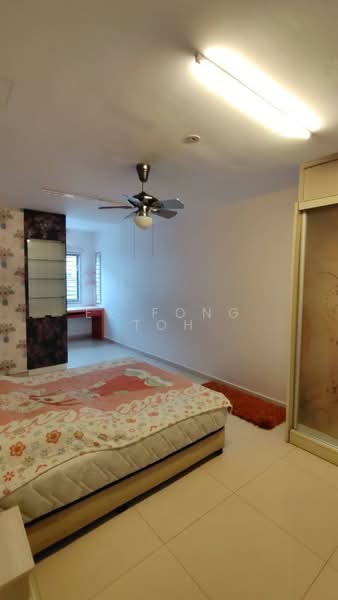 2-storey Terraced House for Sale in Taman Molek (Johor Bahru) - Ee Fong Toh - PropertyGuru.com.my