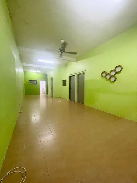 Rumah Teres 1 Tingkat untuk Dijual di Desa Pengkalan Bandaraya (Lahat) - Sam . - Corridor - PropertyGuru.com.my
