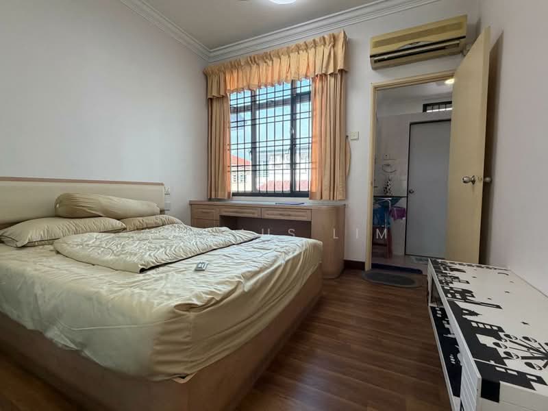 Rumah Teres 2.5-Tingkat untuk Disewa di Taman Perling (Perling) - Alexius Lim - Bedroom - PropertyGuru.com.my