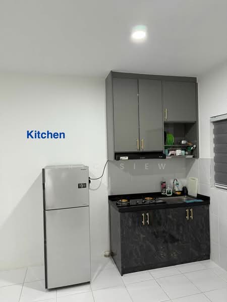 Condominium for Rent at Residensi Sateria - Eric Siew - Kitchen - PropertyGuru.com.my