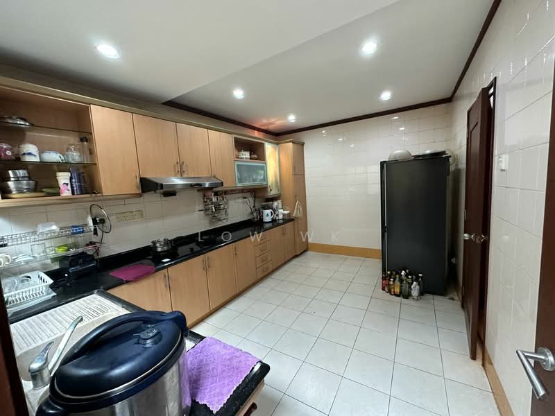 Semi-Detached House for Sale in Taman Bukit Indah (Jalan Klang Lama (Old Klang Road)) - LOW WK - Kitchen - PropertyGuru.com.my