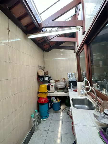Semi-Detached House for Sale in Taman Bukit Indah (Jalan Klang Lama (Old Klang Road)) - LOW WK - Kitchen - PropertyGuru.com.my