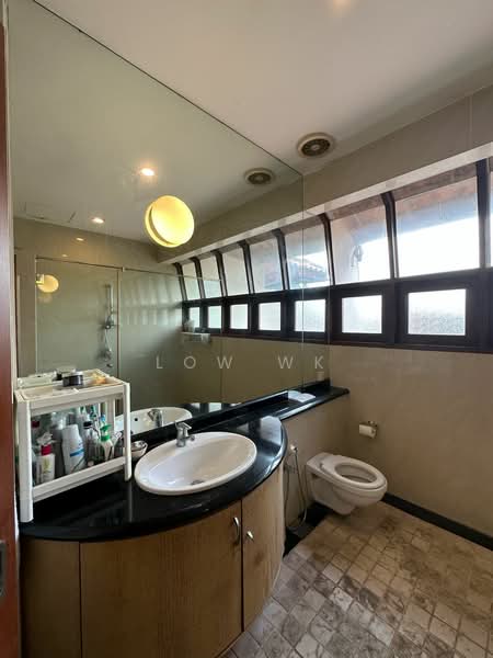 Semi-Detached House for Sale in Taman Bukit Indah (Jalan Klang Lama (Old Klang Road)) - LOW WK - Bathroom - PropertyGuru.com.my