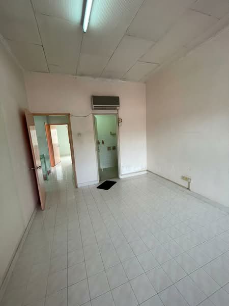 2-storey Terraced House for Sale in Taman Sri Jelok (Kajang) - Kelly Chua - Interior - PropertyGuru.com.my