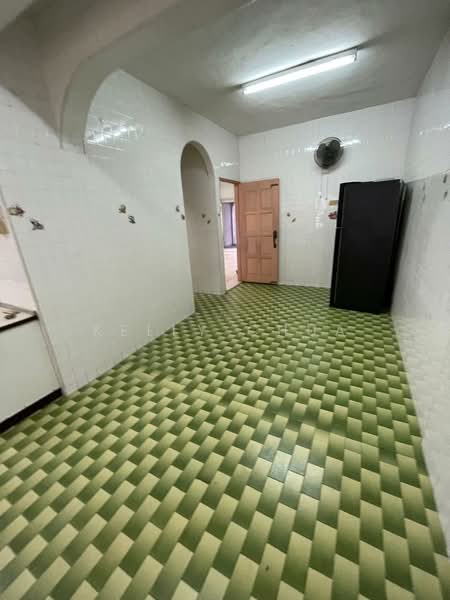 2-storey Terraced House for Sale in Taman Sri Jelok (Kajang) - Kelly Chua - Kitchen - PropertyGuru.com.my