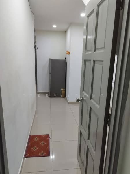 Rumah Bandar untuk Disewa di Seksyen 8 (Petaling Jaya) - Terry Leong - Corridor - PropertyGuru.com.my