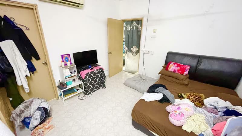 2-storey Terraced House for Sale in Taman Pandan Jaya (Ampang) - Ali Idris - Bedroom - PropertyGuru.com.my