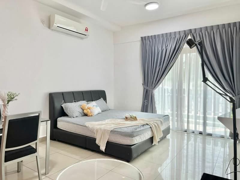 Service Residence for Sale at D'Summit Residences - Adeline Soh - Bedroom - PropertyGuru.com.my