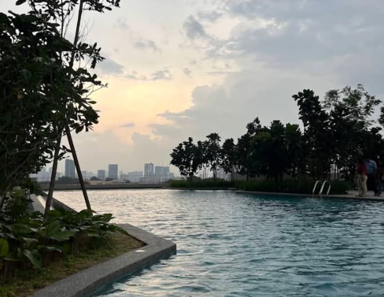 Kondominium untuk Dijual di Curvo Residences @ Setapak, KL - JJ Chew - Pool - PropertyGuru.com.my