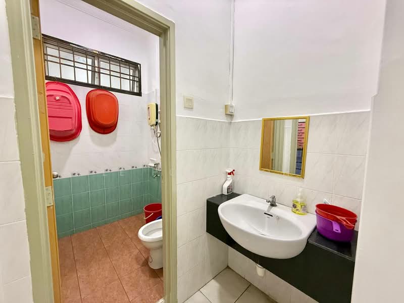 Rumah Teres 1.5 Tingkat untuk Dijual di Taman Daya (Johor Bahru) - Ee Fong Toh - PropertyGuru.com.my