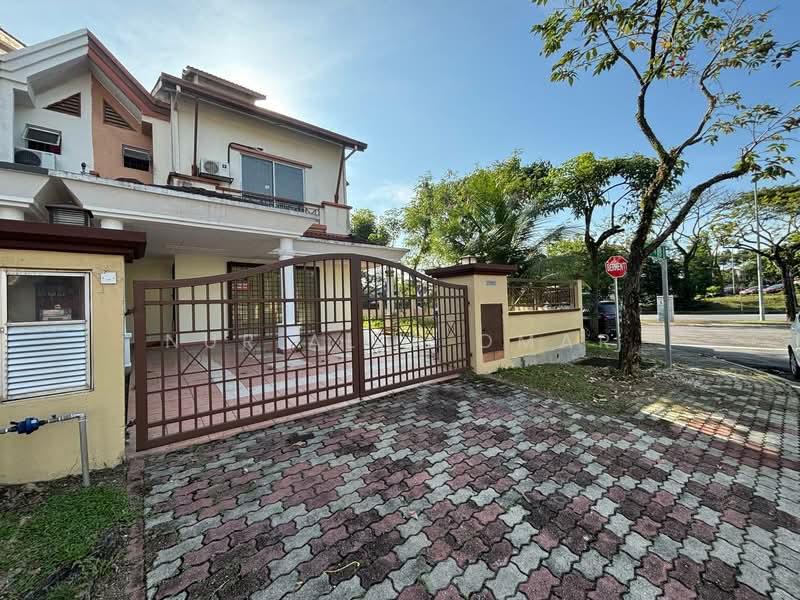 2-storey Terraced House for Sale in Taman Bukit Subang (Shah Alam) - Nur Alia Omar - Exterior - PropertyGuru.com.my