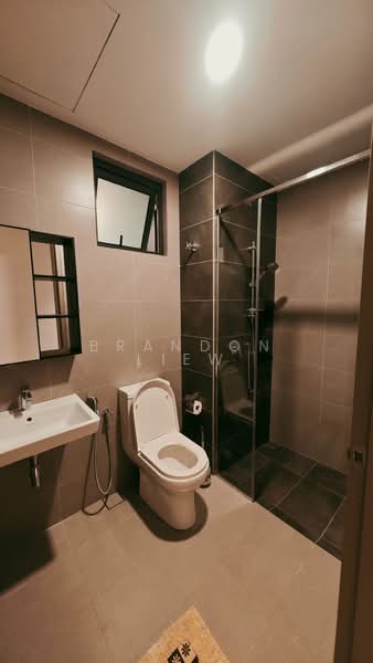 Servis Apartment untuk Disewa di Sunway Belfield - Brandon Liew - Bathroom - PropertyGuru.com.my