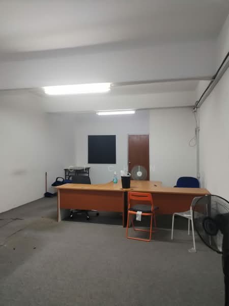 Shop / Office for Rent in Taman Equine (Seri Kembangan) - CL Chin - Interior - PropertyGuru.com.my