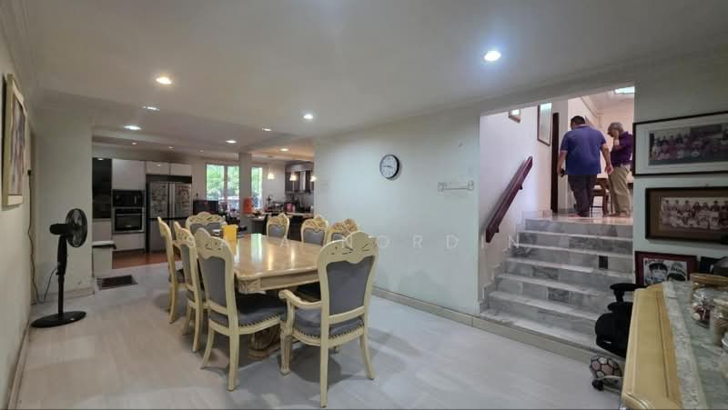 Bungalow for Sale in SS19 (Subang Jaya) - Sa'a Nordin - Dining Room - PropertyGuru.com.my