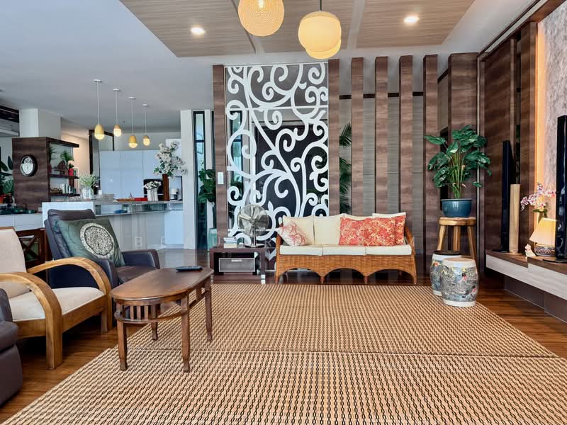 Service Residence for Sale at Manhattan Soho - Beautriz Sim - Living Room - PropertyGuru.com.my