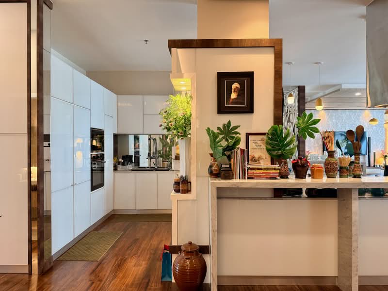 Service Residence for Sale at Manhattan Soho - Beautriz Sim - PropertyGuru.com.my